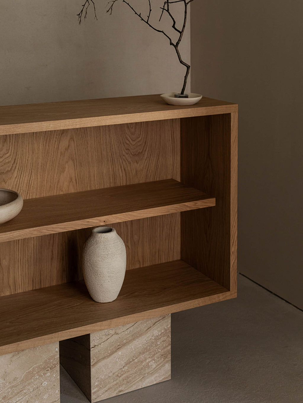 Drewniana komoda BLOCK Sideboard