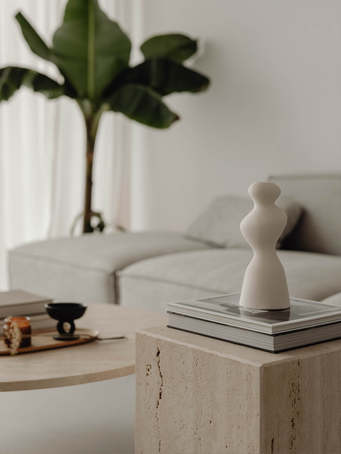 Marmurowy postument COI Marble