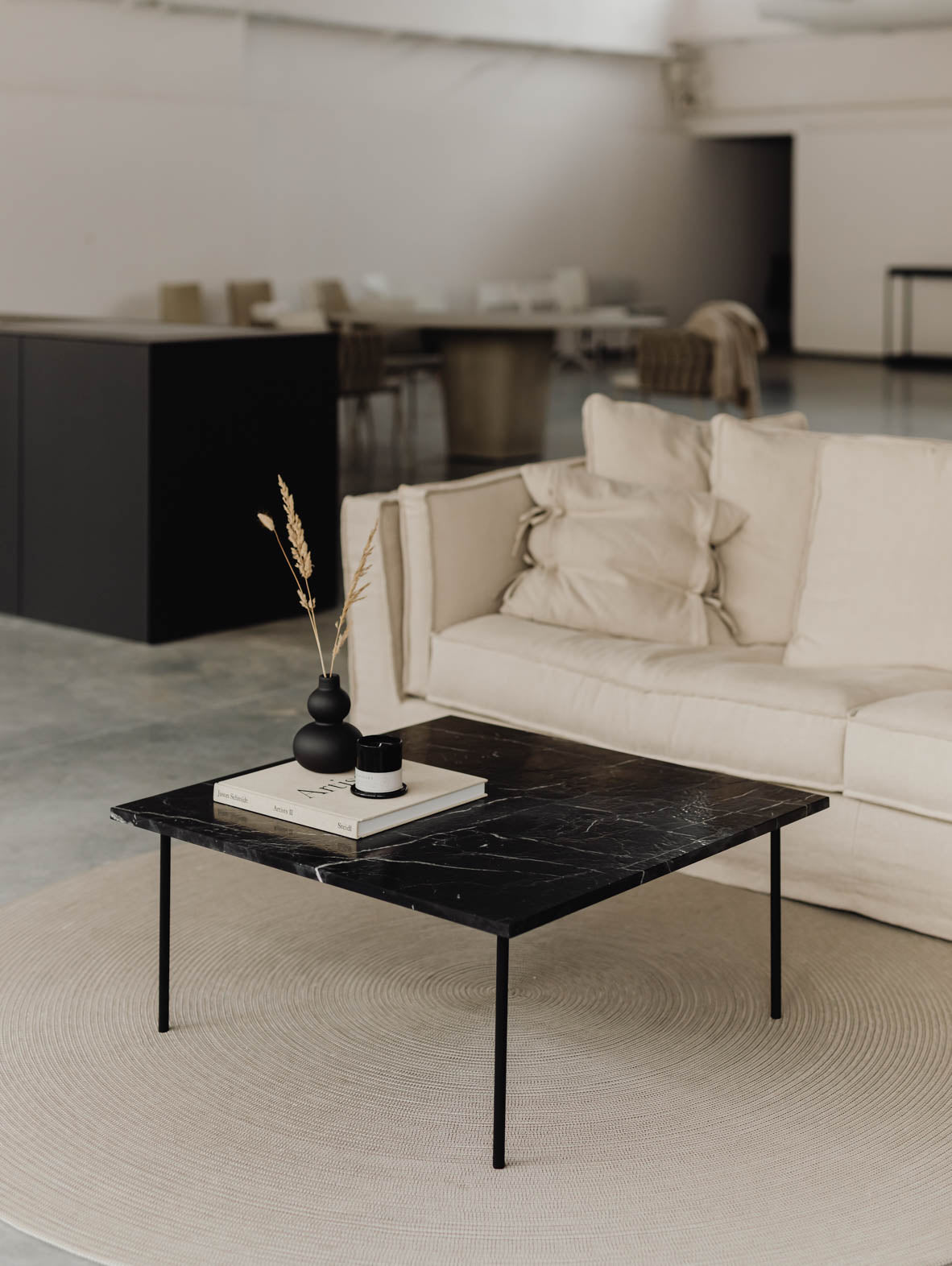 Kwadratowy stolik kawowy BRUSHH